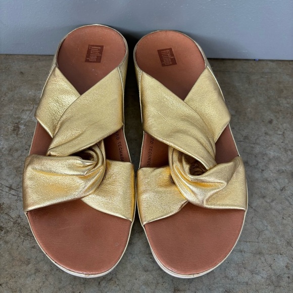 FitFlop Twiss Gold Slip-On Sandals Size 10 - Picture 1 of 11